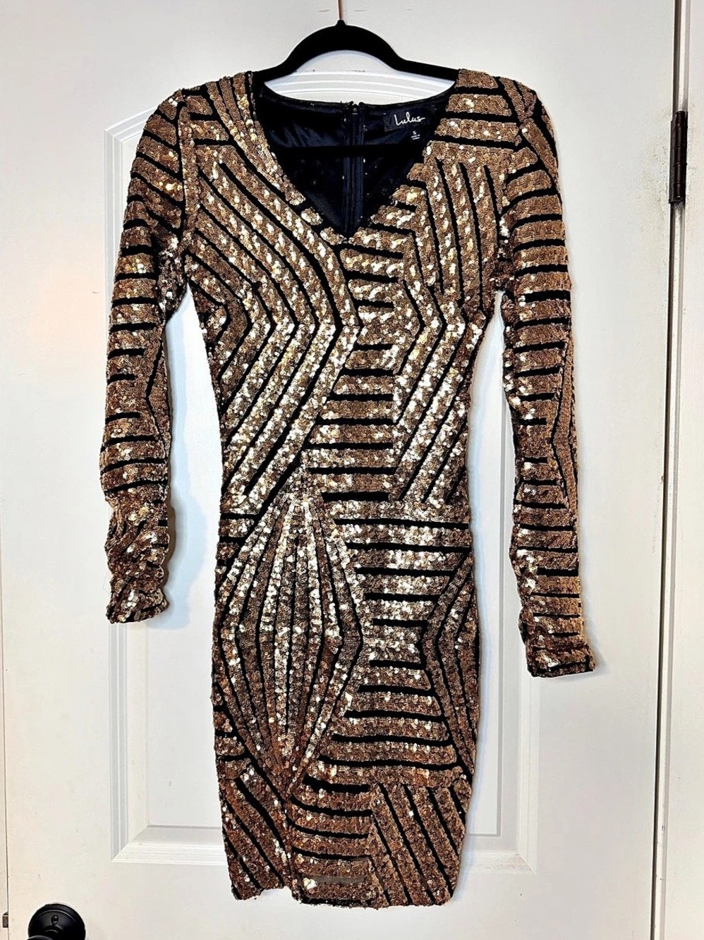 Lulus Jazz Age Black and Gold Sequin Long Sleeve body con Mini Dress